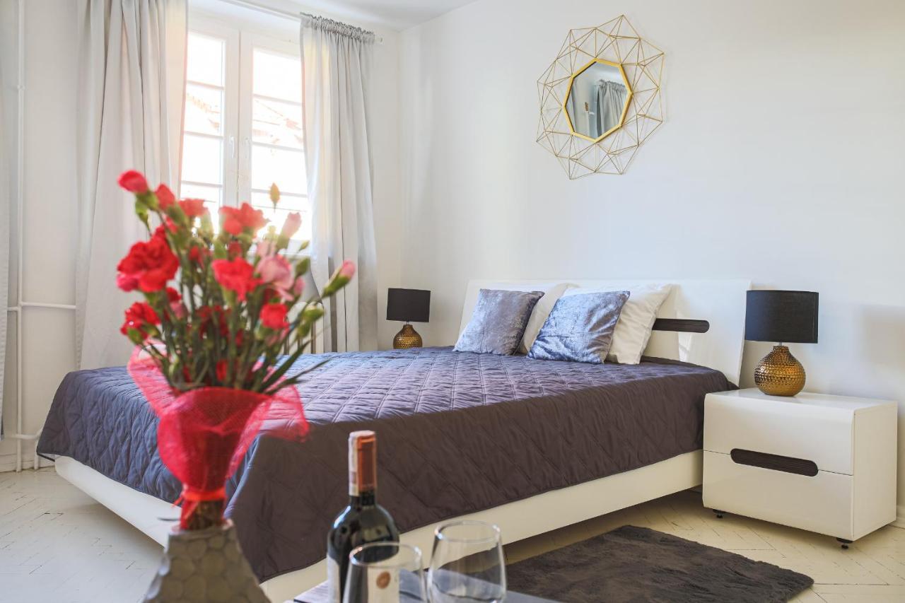 Republika Kopernika Apartment Torun Bagian luar foto
